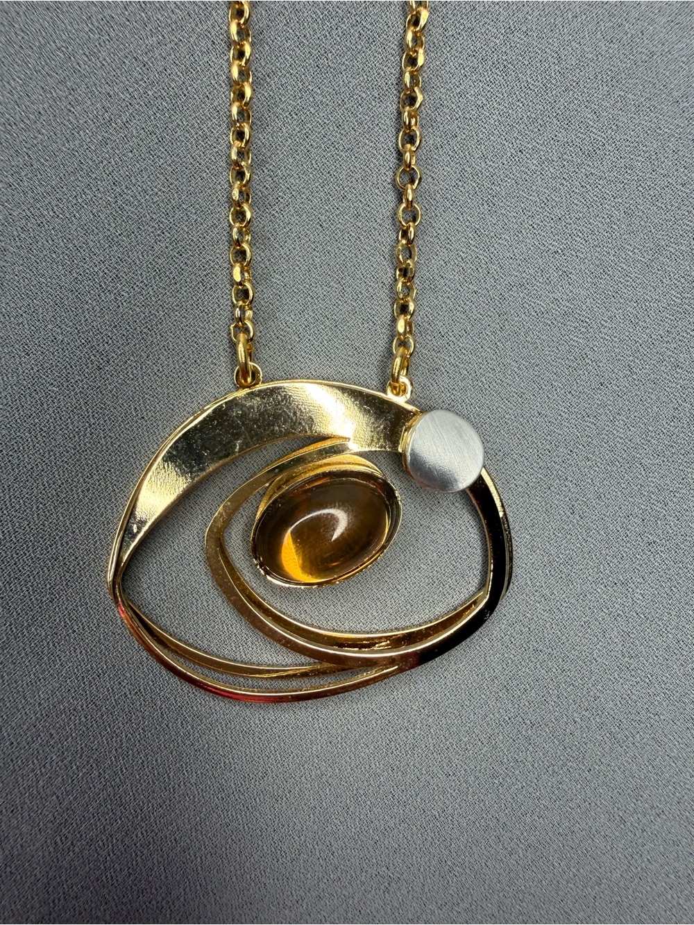 Gold Tone Swirl Pendant Necklace with Stone